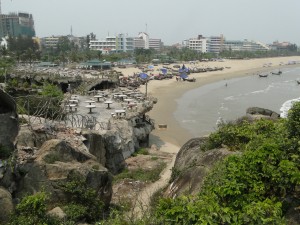Sự khác biệt giữa ngày và đêm ở Sầm Sơn