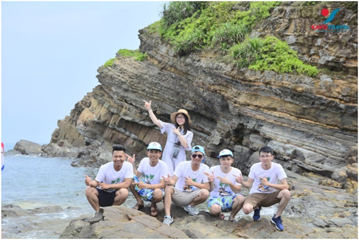 Tất cả khách hàng tham gia tour Quan Lạn đều đánh giá cao sự chuyên nghiệp, tâm huyết và trách nhiệm của công ty du lịch Khát Vọng Việt.